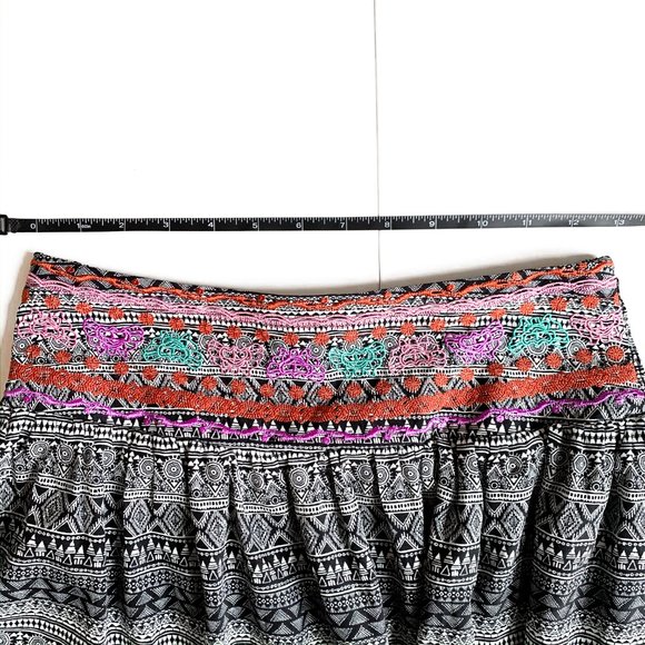 francessca's aztec print elastic band flare skirt - Picture 3 of 5